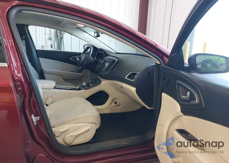 2015 Chrysler 200 Limited из США, поврежденный, VIN 1C3CCCAB3FN521705